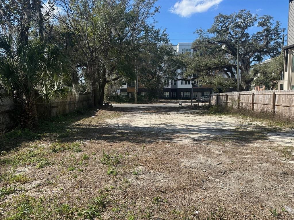 419 NW 12 St., Gainesville, FL 32601