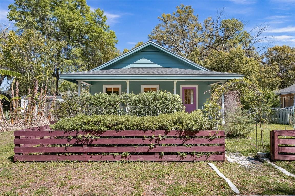 637 NW 4th St., Gainesville, FL 32601