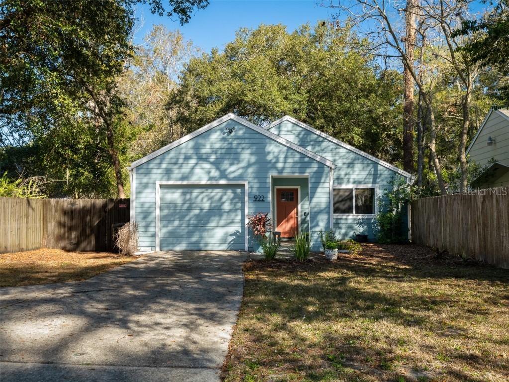 922 NW 10th Ave., Gainesville, FL 32601