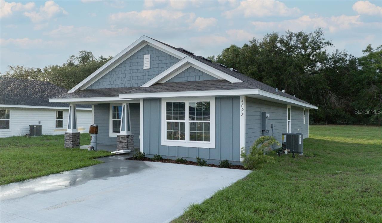 3298 E Iris Ln., Bell, FL 32619