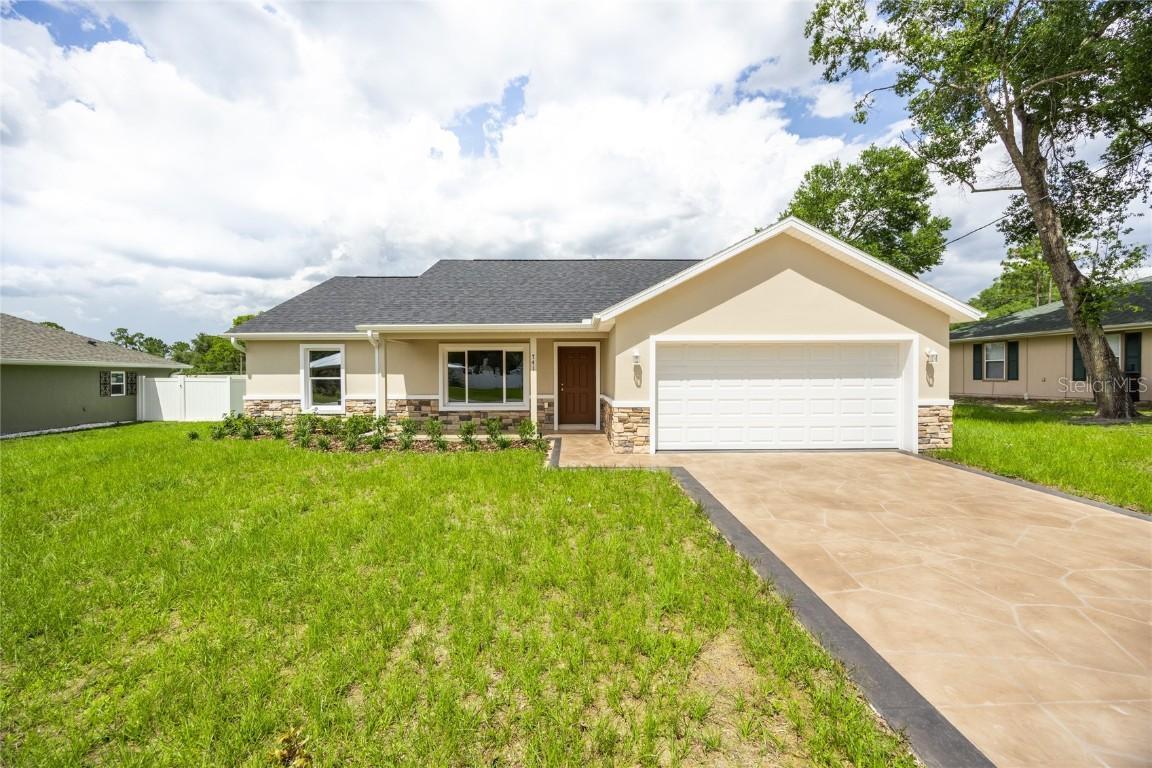 741 NE 130th Ter., Silver Springs, FL 34488