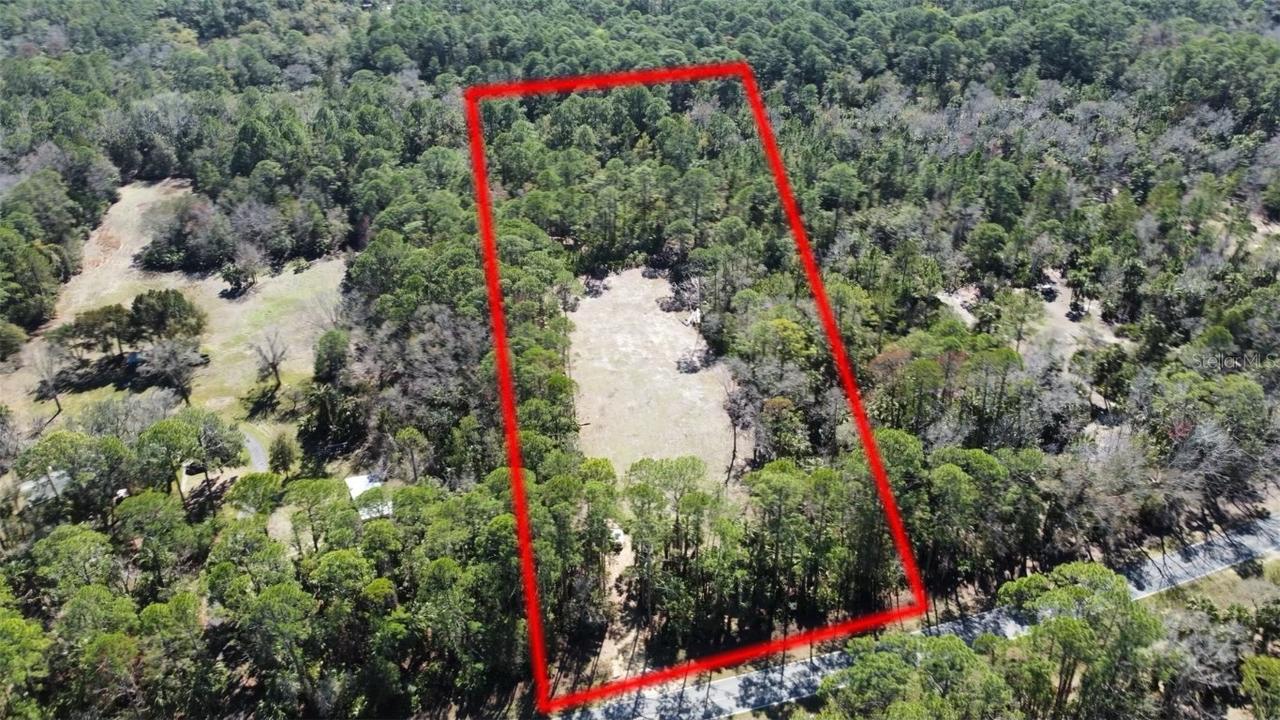 3290 SE 193rd Pl., Yankeetown, FL 34498