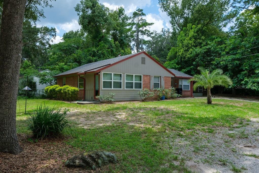 2619 NW 4th Ave., Gainesville, FL 32607