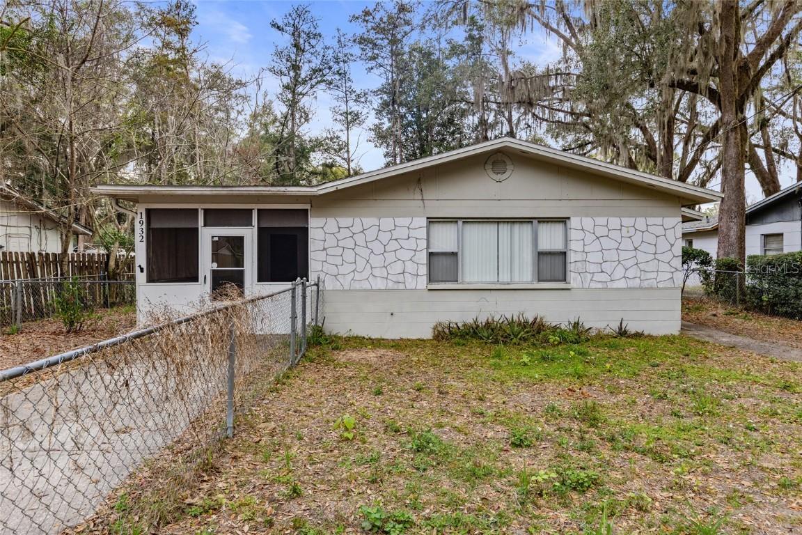 1932 NW 31st Pl., Gainesville, FL 32605
