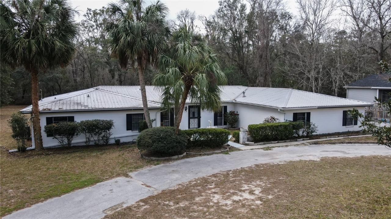 3925 NW 8th Ave., Gainesville, FL 32605