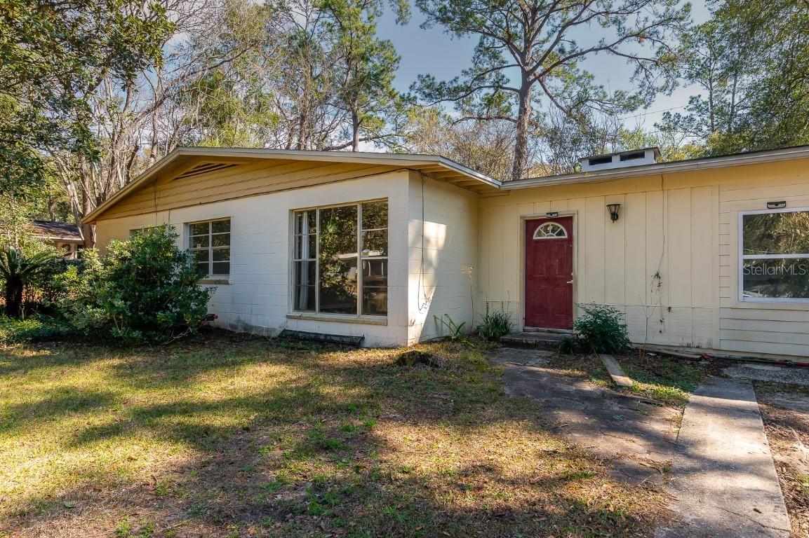 207 NW 36th Dr., Gainesville, FL 32607