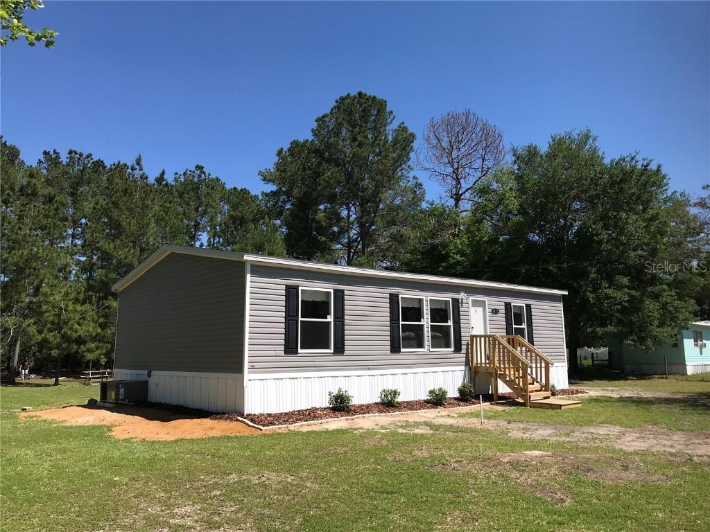 8671 NE 61st Pl., Bronson, FL 32621