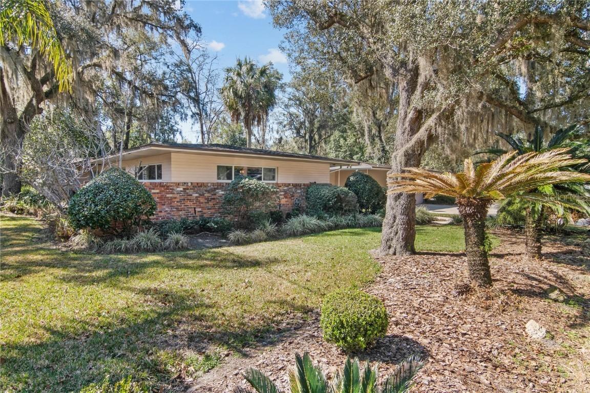 3855 SW 2nd Ave., Gainesville, FL 32607