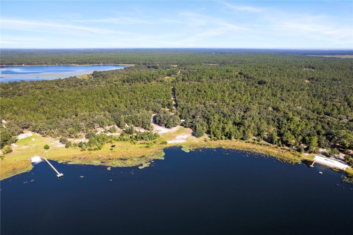 150 Long Lake Rd., Hawthorne, FL 32640