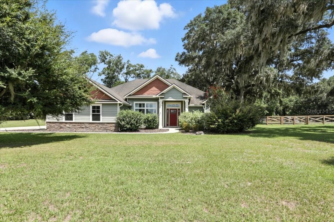 24977 NW 168th Ln., High Springs, FL 32643