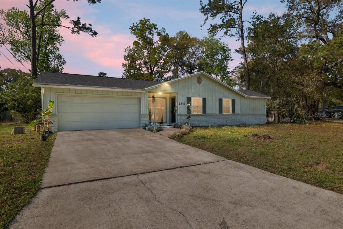 3245 NW 46th Pl., Gainesville, FL 32605