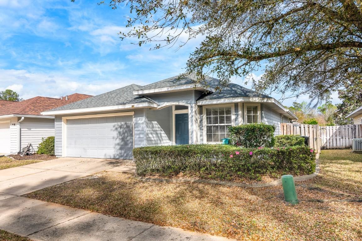 4919 NW 21st St., Gainesville, FL 32605