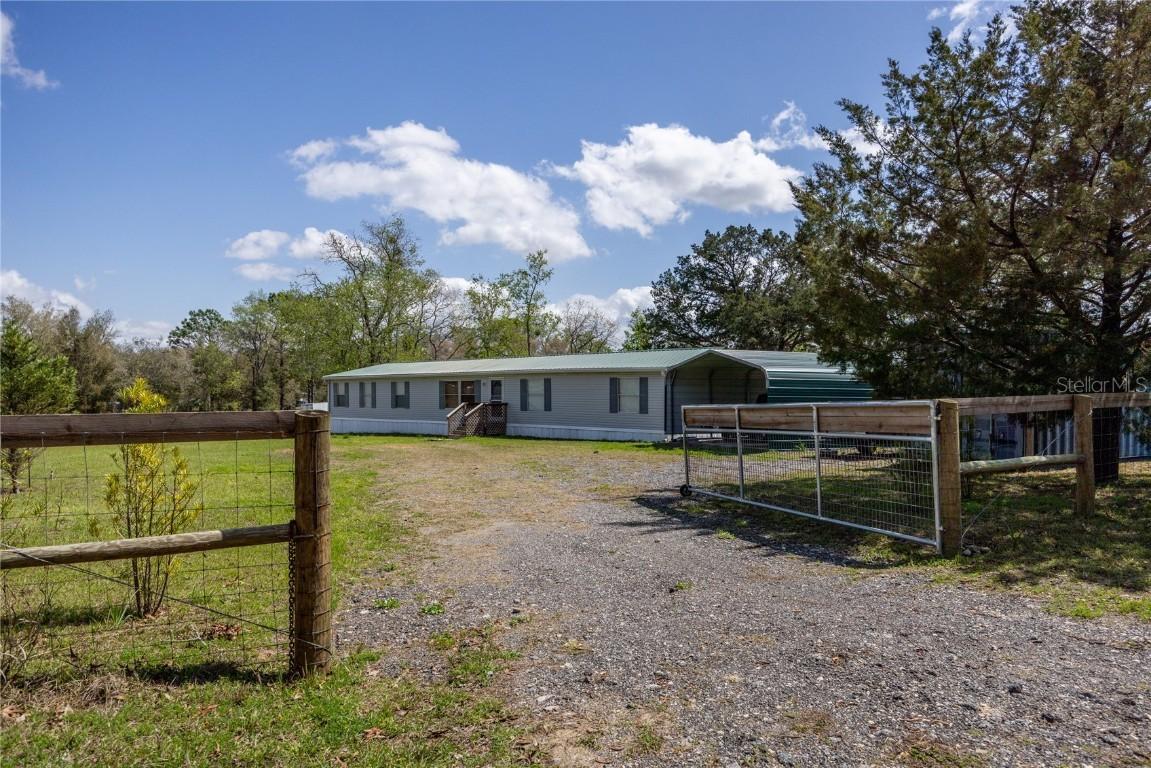 6053 SE 147th Ct., Morriston, FL 32668