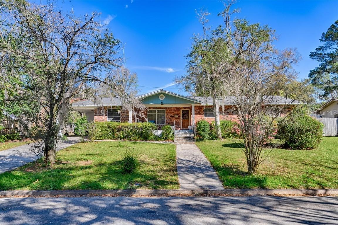 3744 NW 7th Pl., Gainesville, FL 32607
