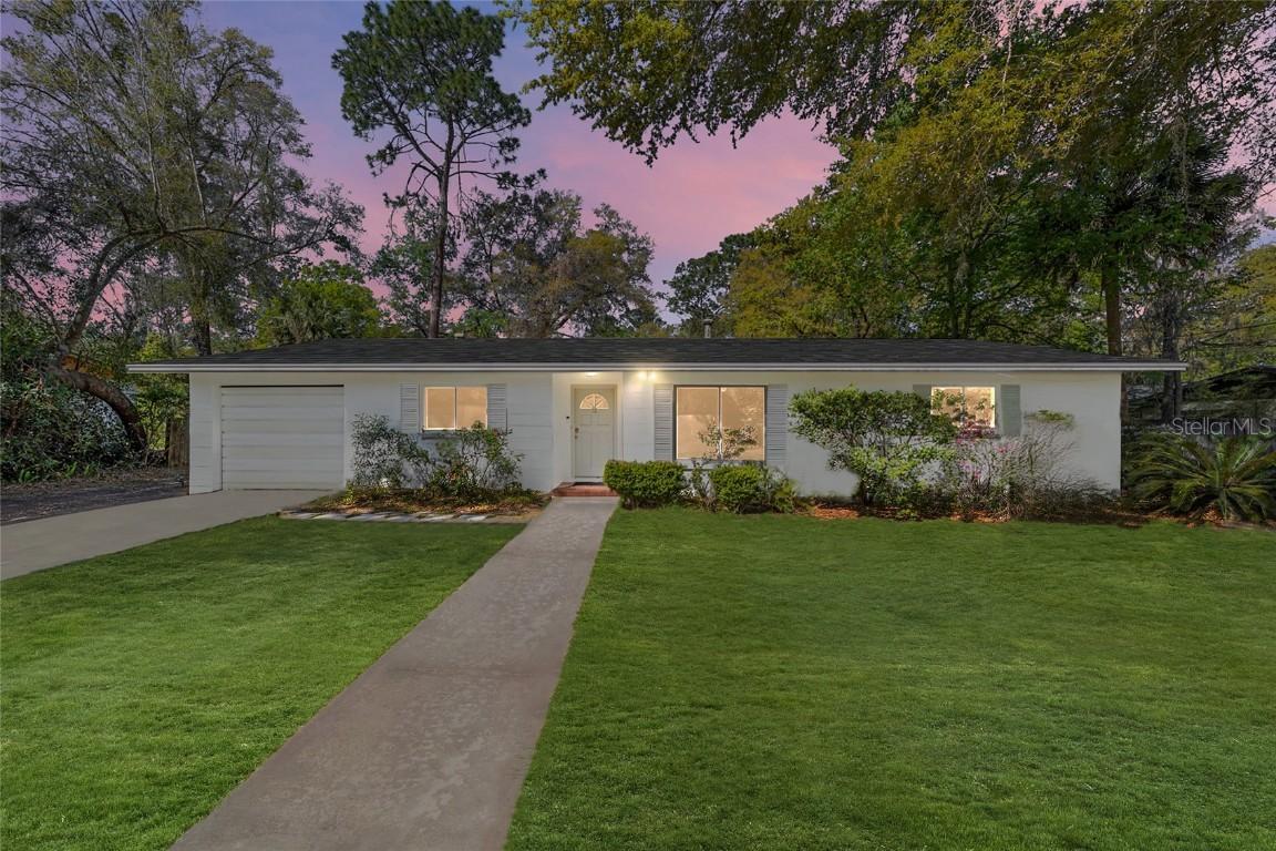 16 SW 40th St., Gainesville, FL 32607