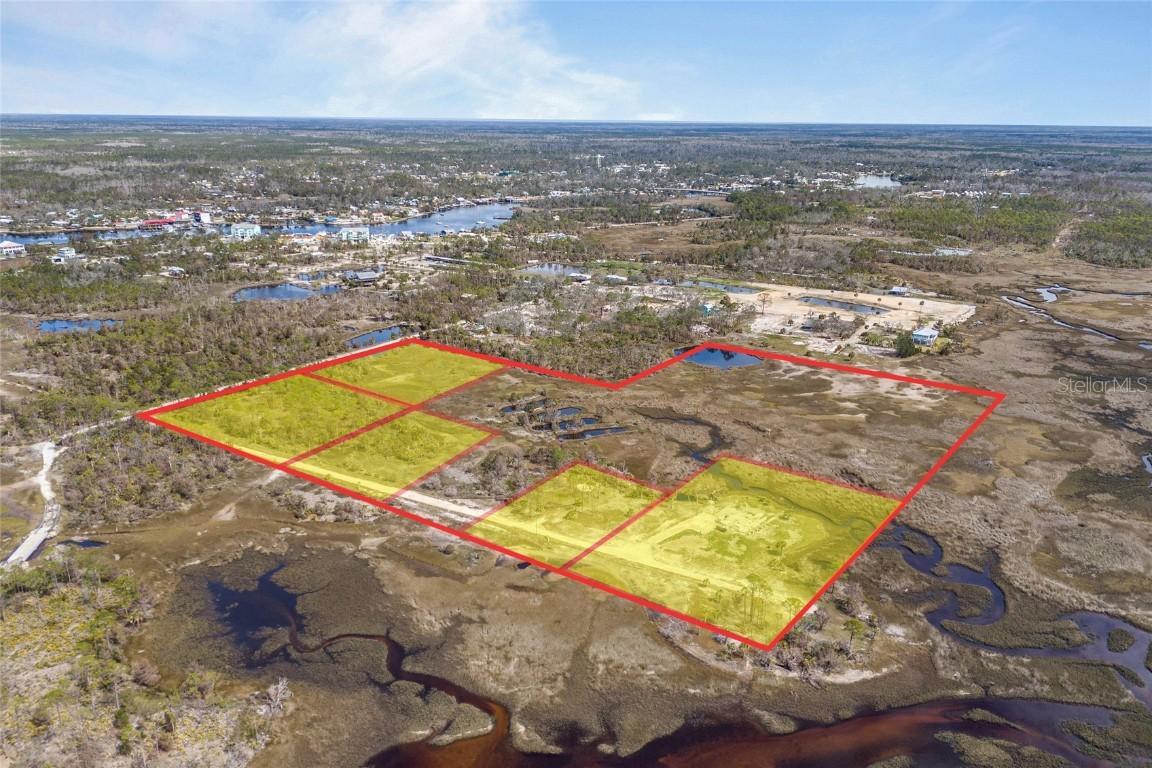 125 SW 284 Ave., Steinhatchee, FL 32359