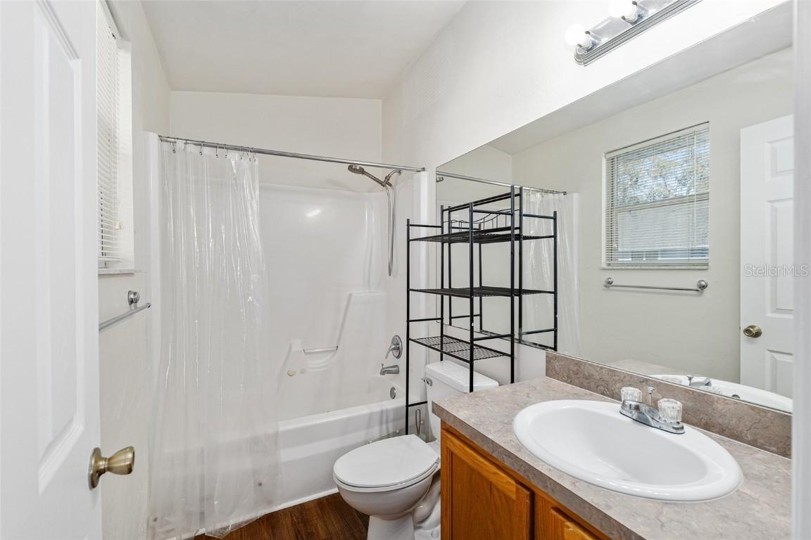 3950 SW 20th Ave. #1203, Gainesville, FL 32607