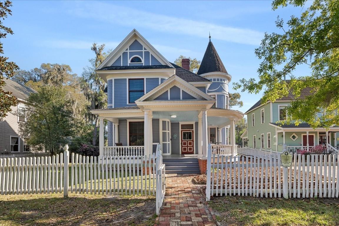 715 SE 2nd Ave., Gainesville, FL 32601
