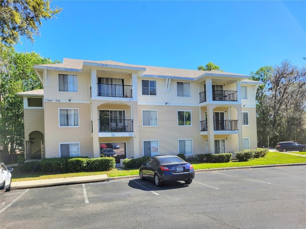 3921 SW 34th St. #303, Gainesville, FL 32608