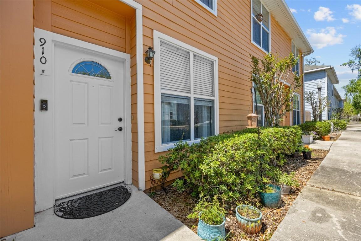 3970 SW 20th Ave. #910, Gainesville, FL 32607