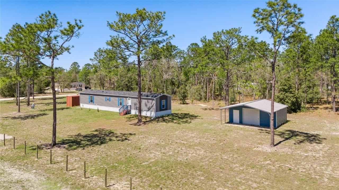 13411 SE 28th St., Morriston, FL 32668