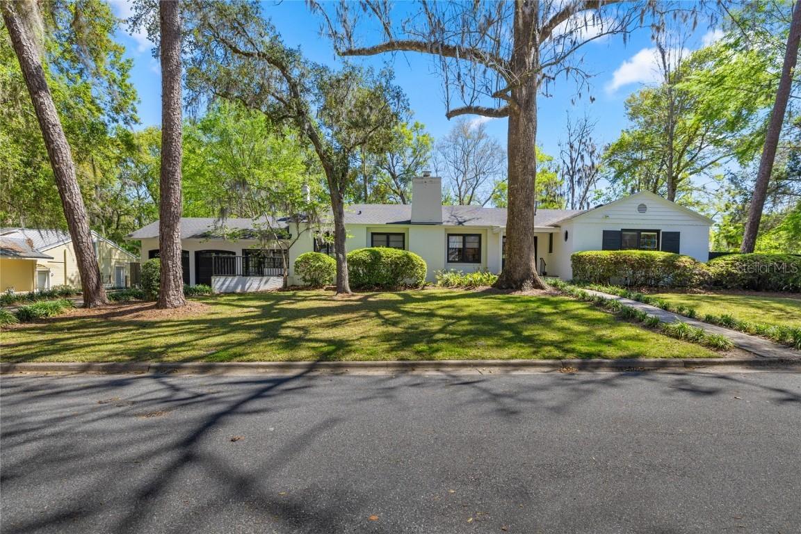 709 SW 27th St., Gainesville, FL 32607