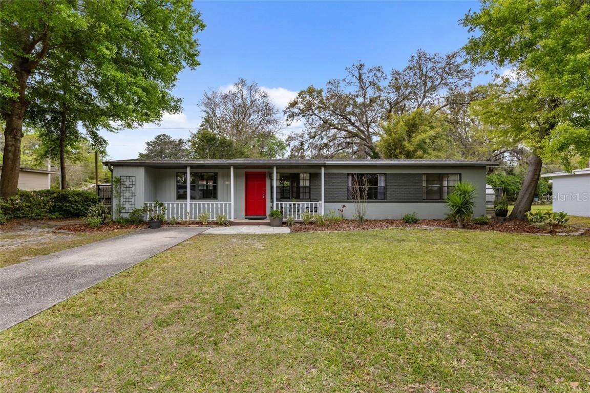1318 NE 14th Ter., Gainesville, FL 32601