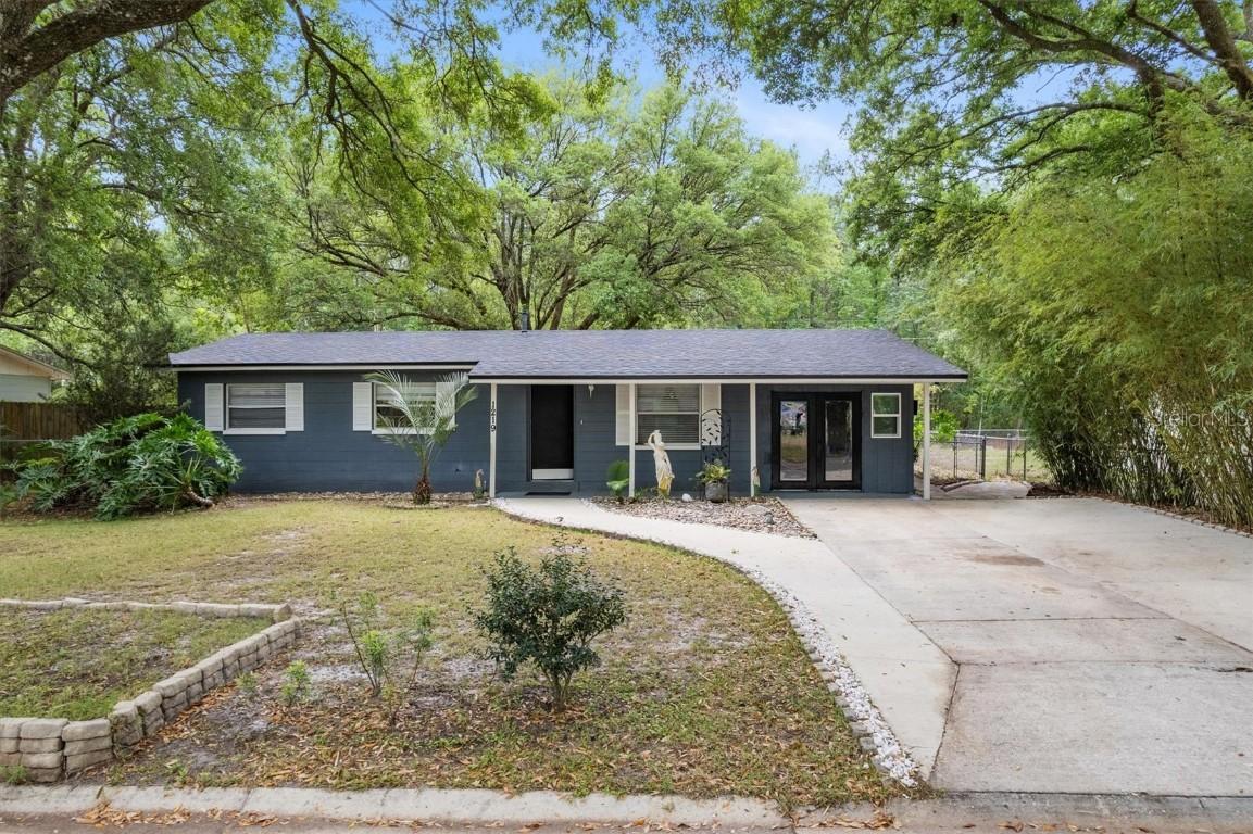 1219 NE 37th Pl., Gainesville, FL 32609