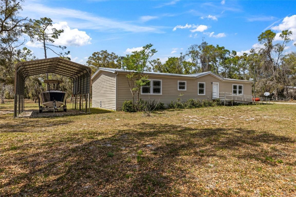 65 NE 565th St., Old Town, FL 32680