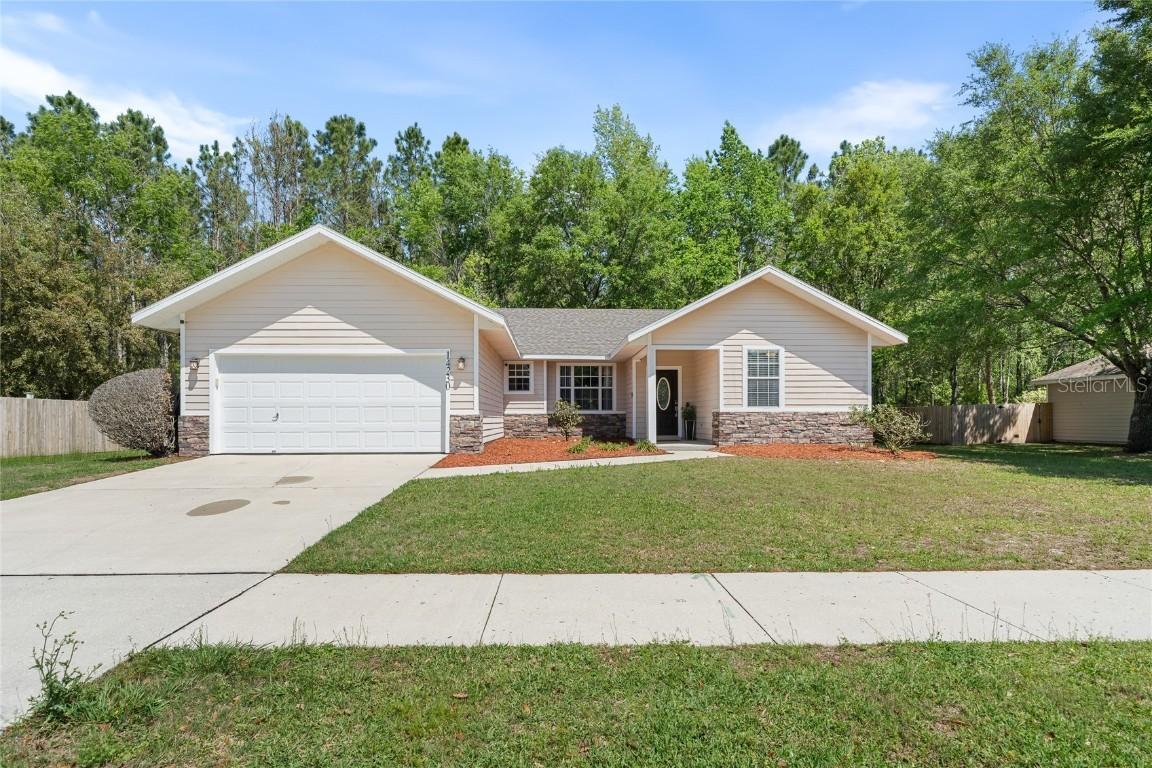 14230 NW 10th Rd., Newberry, FL 32669