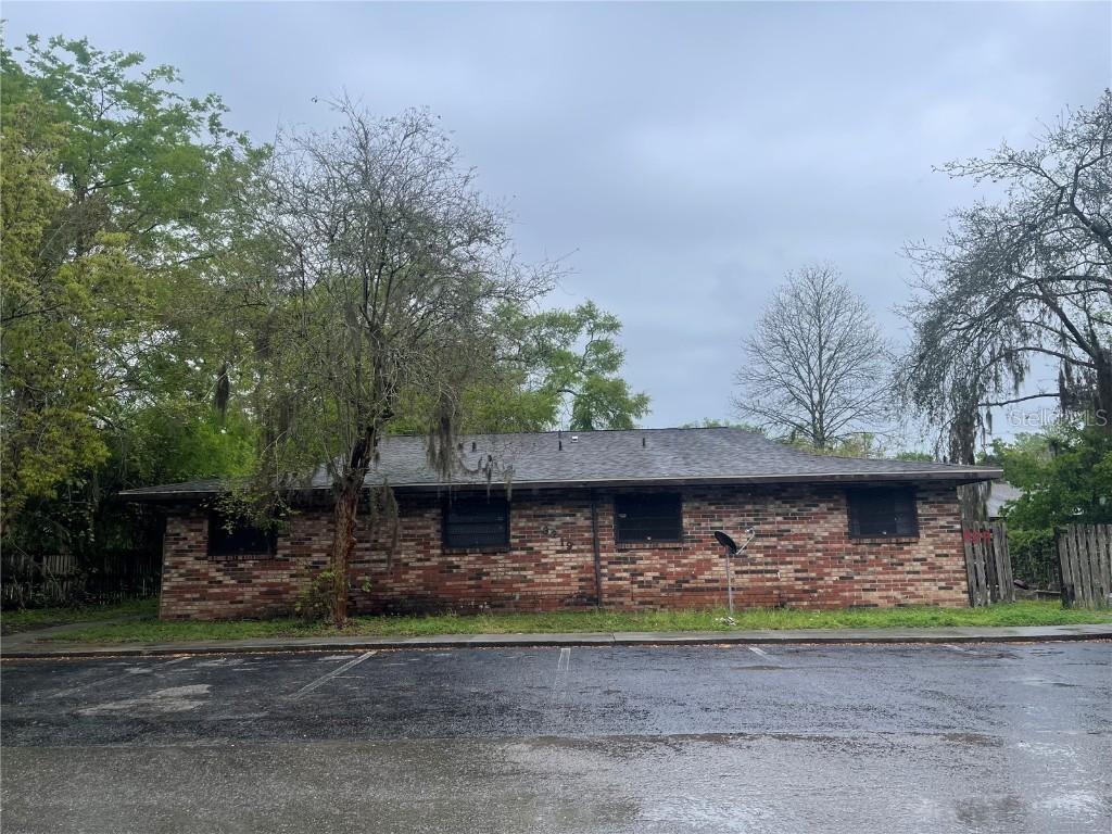 3219 SW 26th Way, Gainesville, FL 32608