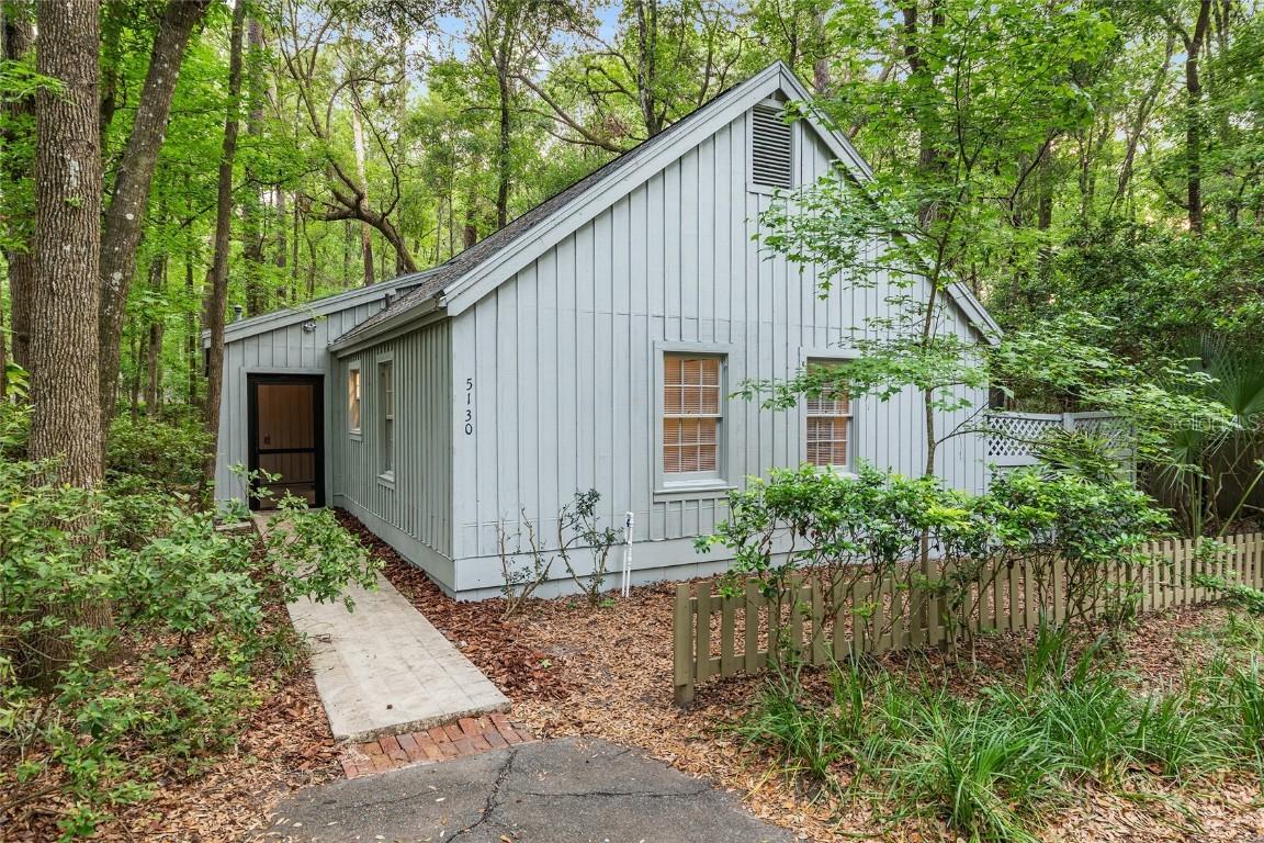 5130 SW 86th Ter., Gainesville, FL 32608