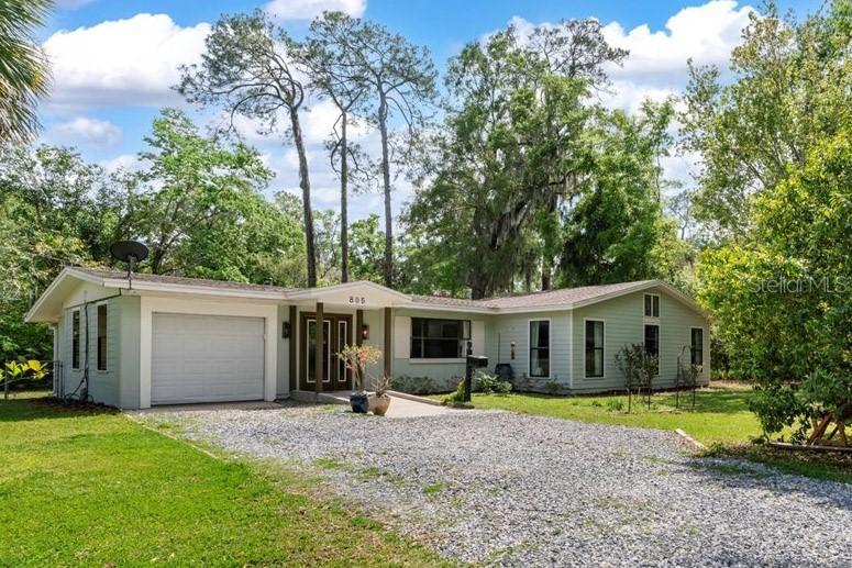 805 NE 10th Pl., Gainesville, FL 32601