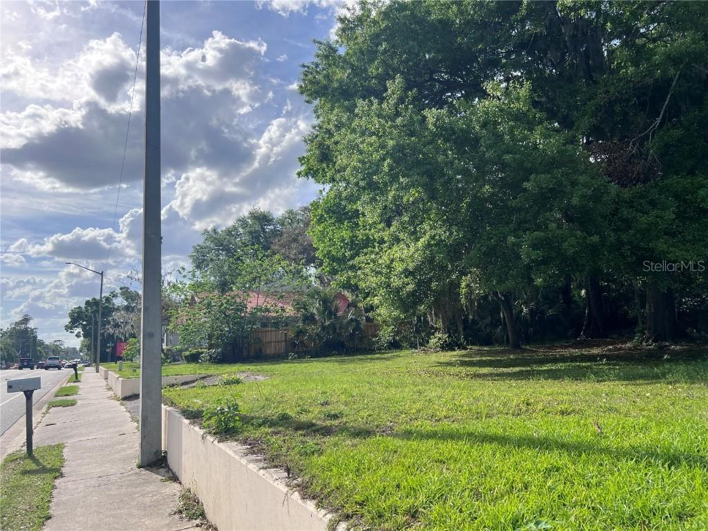 1110 NW 39th Ave., Gainesville, FL 32609