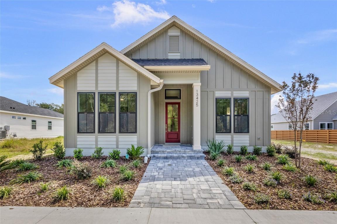 13425 SW 9th Rd., Newberry, FL 32669