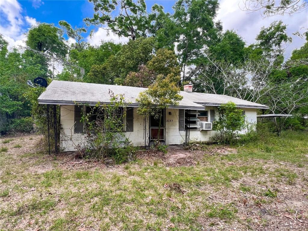 2049 SE 45th Ave., Trenton, FL 32693