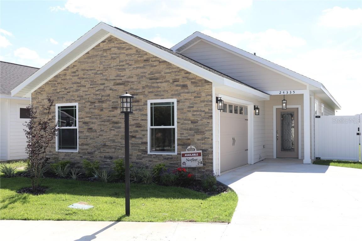 [Address Hidden by Seller], Newberry, FL 32669
