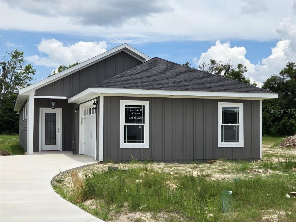 1761 SW 244th Ter., Newberry, FL 32669