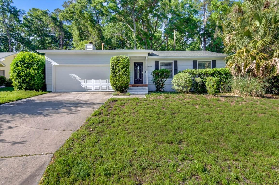 5908 NW 36th Pl., Gainesville, FL 32606