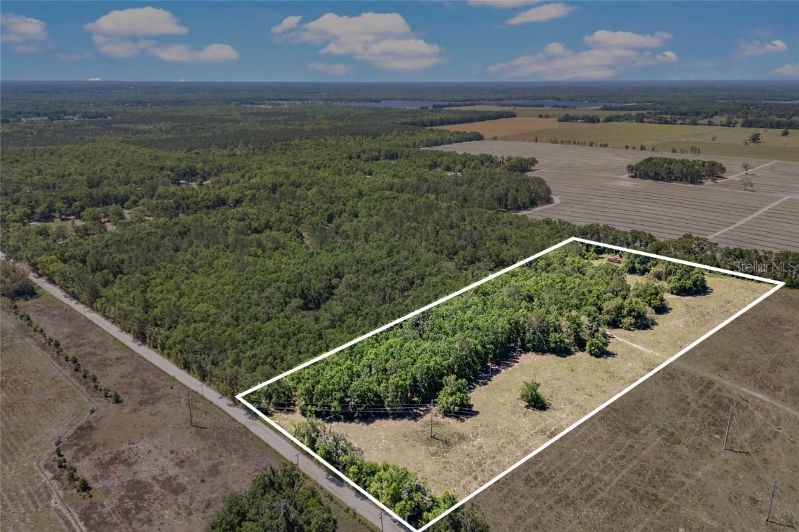 982 SW Fry Ave. #4, Fort White, FL 32038