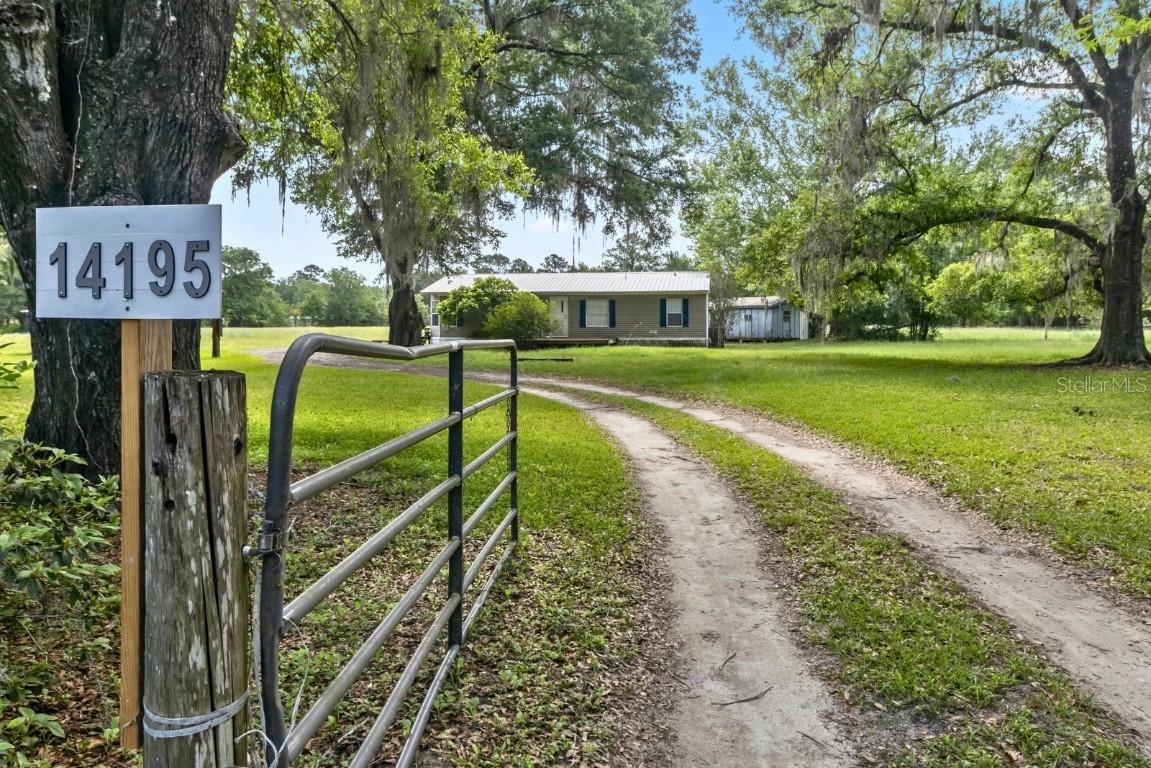 14195 NW 31st Ter., Gainesville, FL 32609