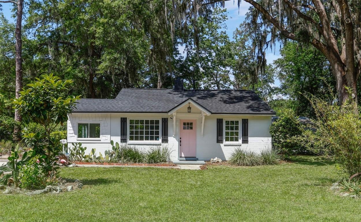 1040 NE 10th Ave., Gainesville, FL 32601