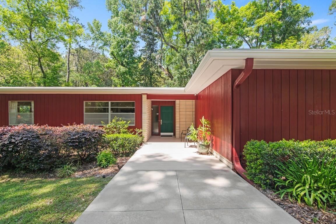 3560 NW 37th Ter., Gainesville, FL 32606