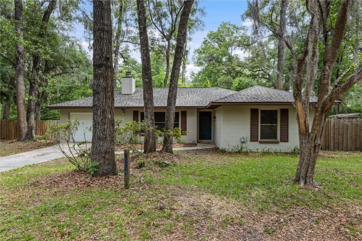 7624 SW 2nd Pl., Gainesville, FL 32607