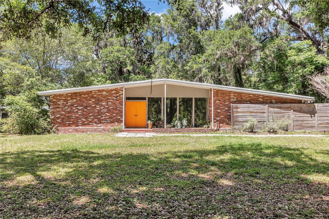 4902 SW 17th Ter., Gainesville, FL 32608