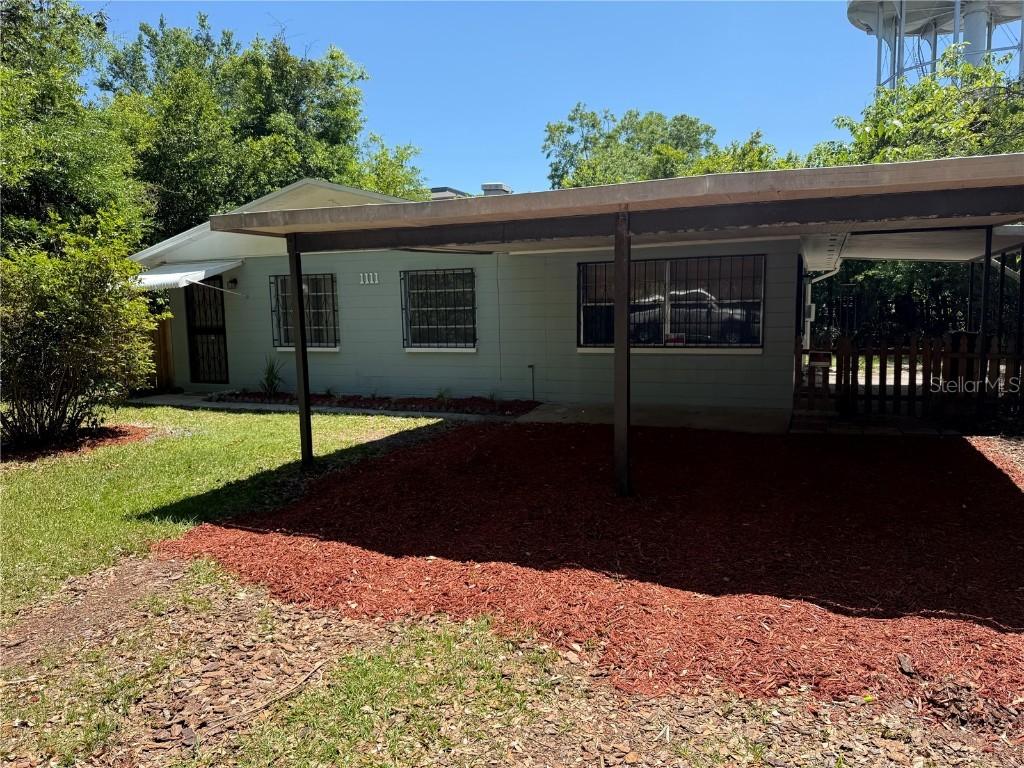 1111 NW 6th Ave., Gainesville, FL 32601