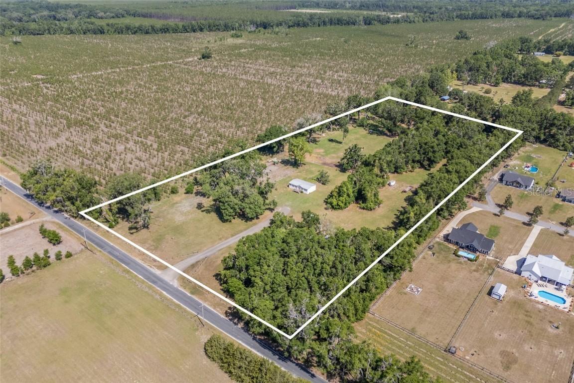 25306 NW 142nd Ave., High Springs, FL 32643