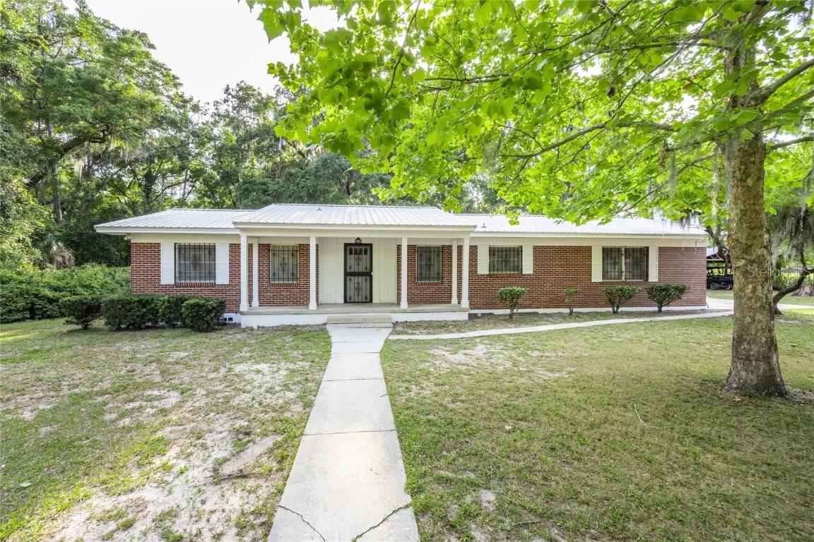 3436 SW 20th St., Gainesville, FL 32608