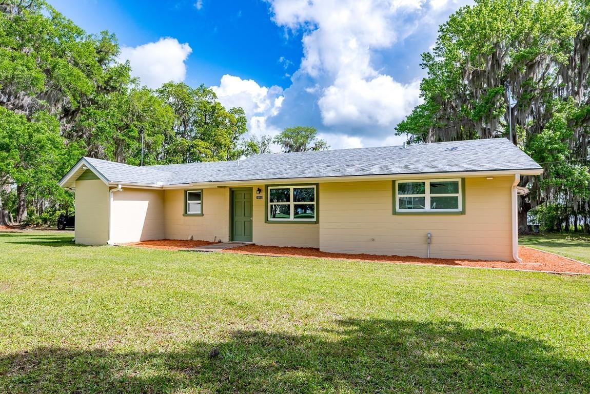 16602 NE 124th Ave., Waldo, FL 32694