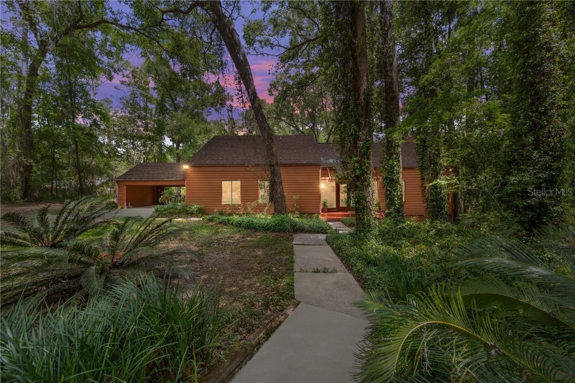 2715 NW 65th St., Gainesville, FL 32606